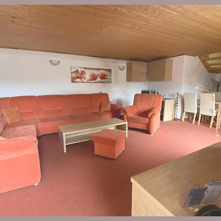 Apartmany Tiva オストラヴァ エクステリア 写真